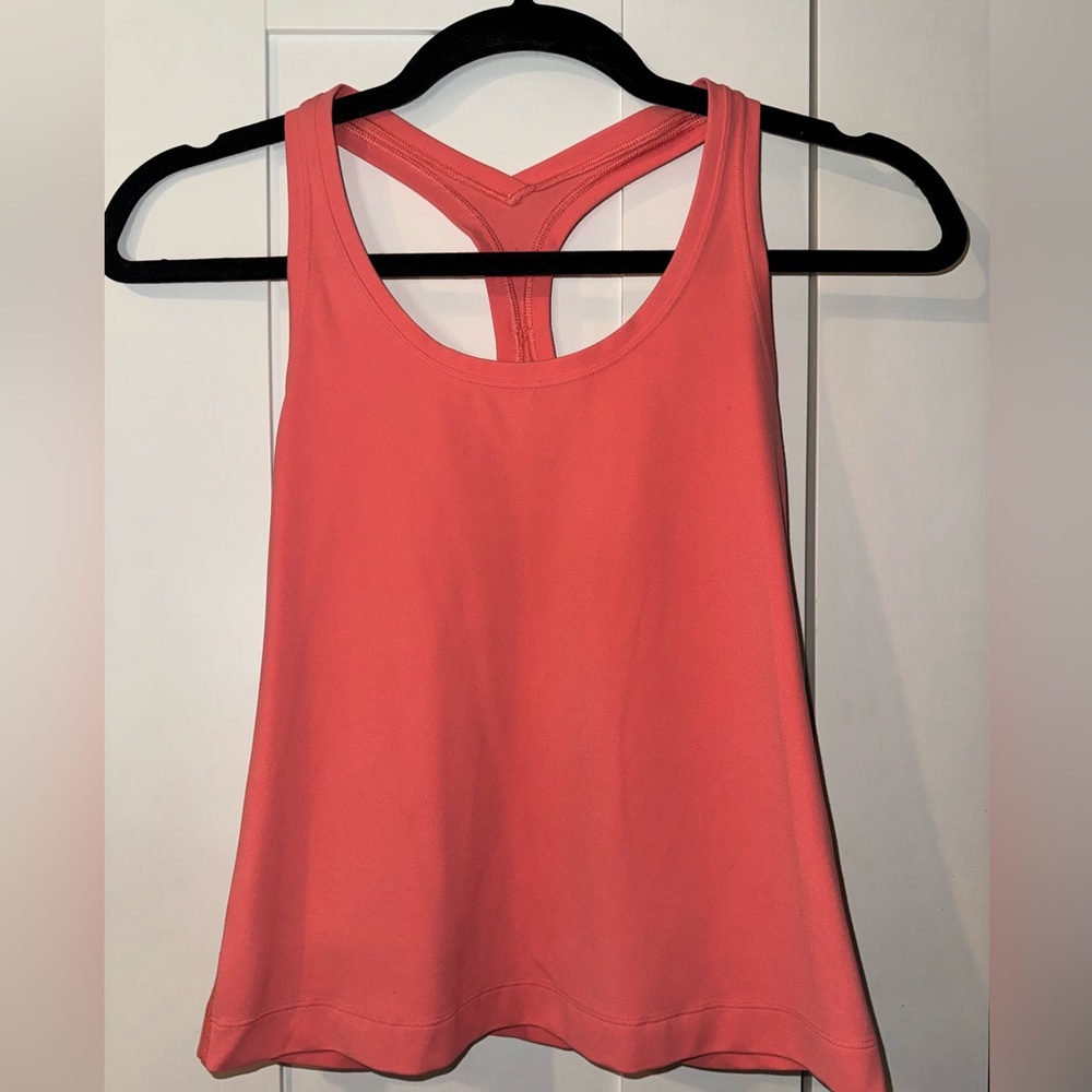Lululemon tank